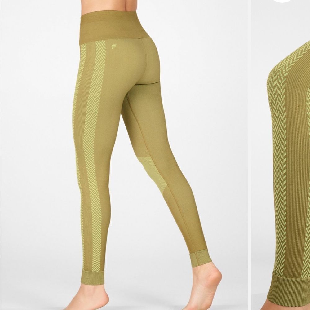 Fabletics Seamless High Waist Check Legging in Green